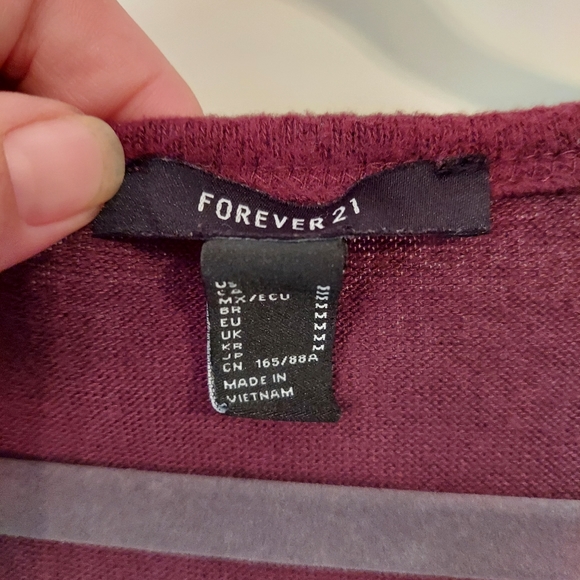 Burgandy Knit Top - Picture 3 of 3